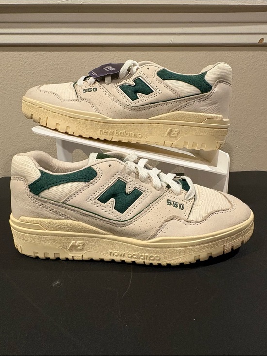 New Balance Other - NEW BALANCE 550 BEIGE GREEN MENS Size 8.5 New No Box